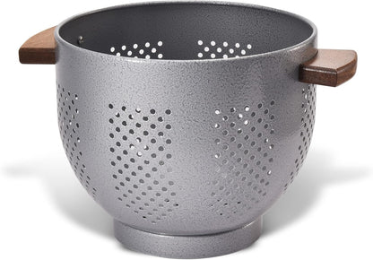 Metal Colander with Wood Handle and Stable Base, 5.5 Quart Powder Coated Steel Kitchen Strainer Basket for Draining Pasta, Vegetable and fruit,Cream