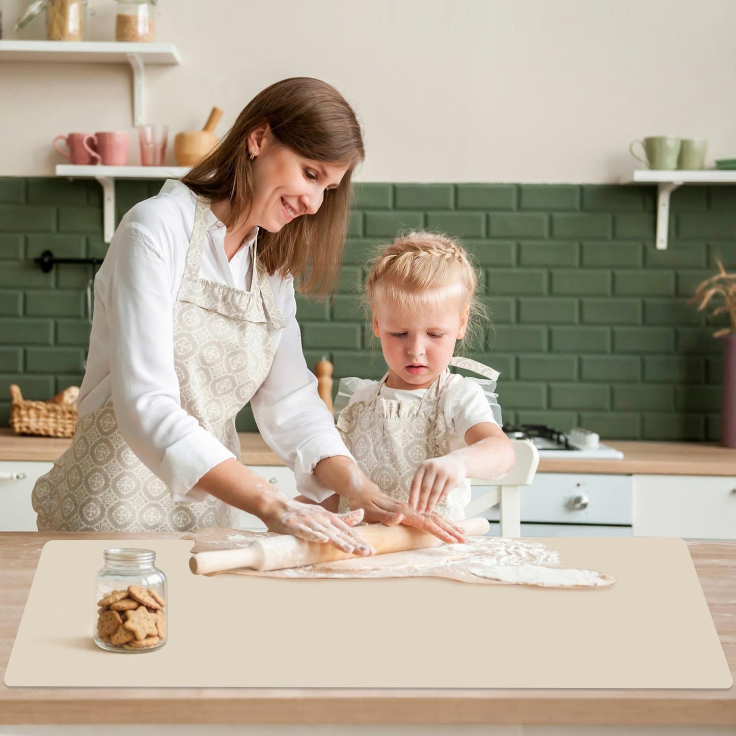 Standard Silicone Mat,Black Baking Mat-Food Grade Kids Dinner Table Placemat Non Slip Counter Mat with Raised Edges Heat Resistant Mat for Air Fryer Nonstick Pastry Dough Mat(1 Pack 23.6'' x 15.7'')