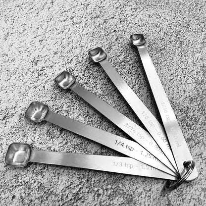 GSHLLO 5 Pcs Small Cooking Measuring Spoon Set Stainless Steel Measure Spoons Metal Spice Measuring Tools Mini Baking Measure Tools with Measurement for Dry Liquid Ingredients
