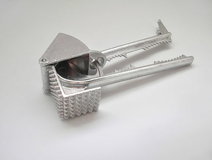 Tredoni Aluminium Big Garlic Press Masher with Head-Cleaner, Olive Pitter, Nutcracker, Meat Tenderizer & Fish Scraper