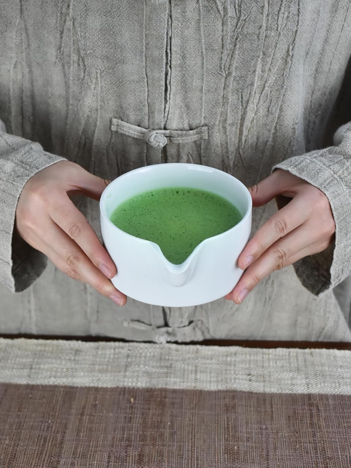 Artcome 4 Pcs Complete Matcha Ceremony Kit - Japanese Bowl With Pouring Spout, Whisk, Holder, Scoop - Tea Set for Making Usucha, Koicha and Latte (Green)