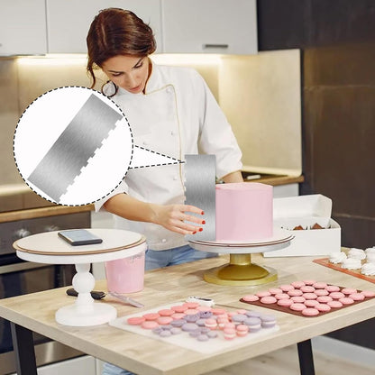 9 Inch Stainless Steel Cake Scraper, Cream Cake Scraper Sided Patterned Edge Stripe Edge Smoother Scraper Cake Smoother Frosting Scraper Cake Decorating Comb for Mousse Butter Cream