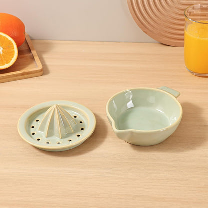 Ceramic Citrus Lemon Orange Juicer Manual Squeezer, Hand Juicer Reamer Rotation Press with 6.8oz Bowl, Strainer Lid, Spout, Handle, Dishwasher Safe, Easy to Clean