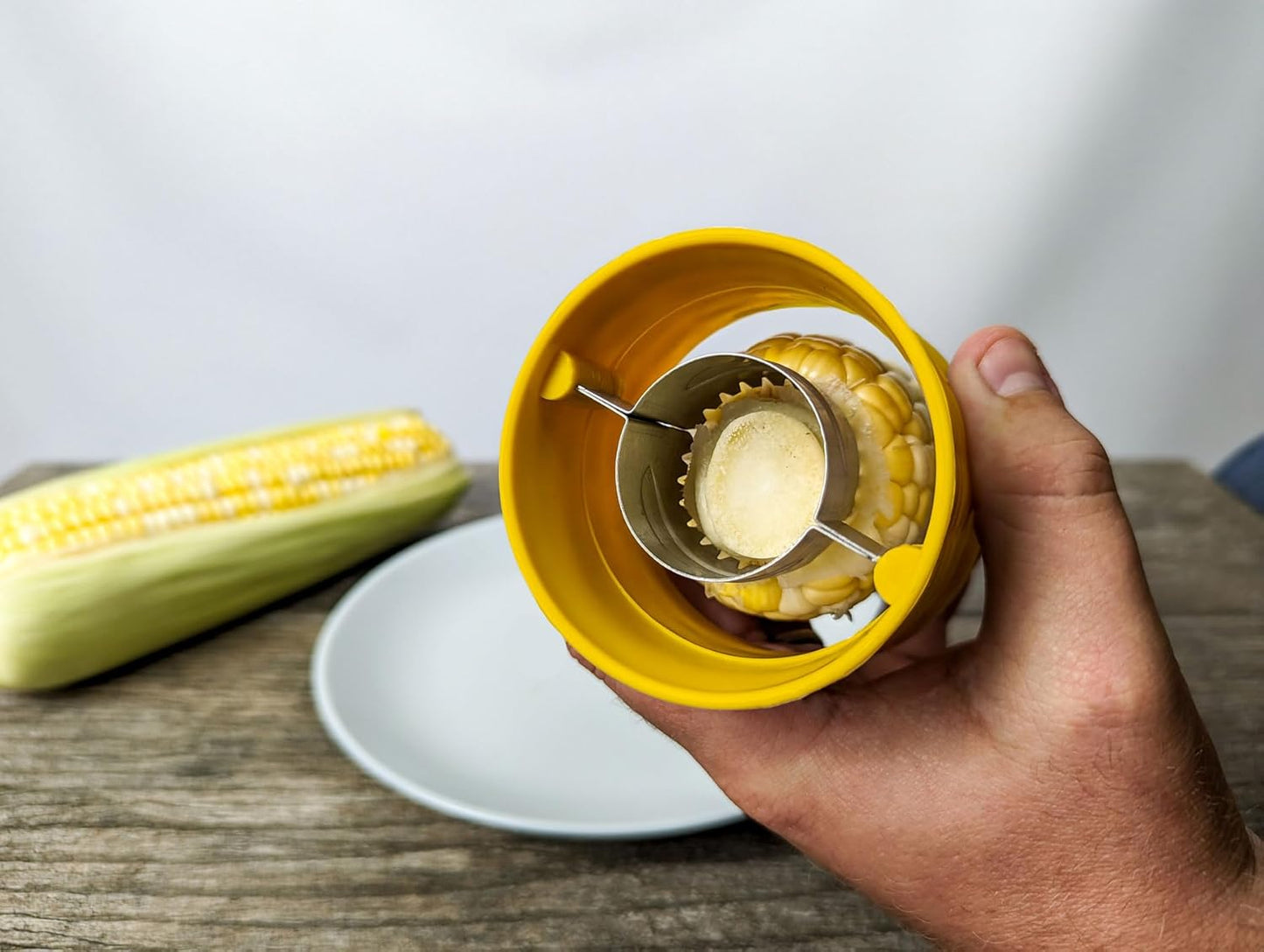 SE Stainless Steel Corn Cob Peeler with Sharp Serrations and Textured Grip - Yellow - CCP32