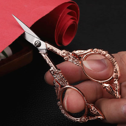 YOUGUOM Sewing Embroidery Scissors, Small Thread Scissor for Craft Artwork Needlework Yarn Knitting Detail Snips, Black Cute Bird Shears