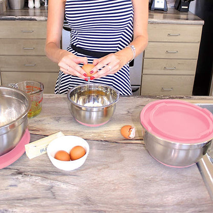 Stainless Steel Mixing Bowls with Lids and Non Slip Bases (Set of 5, Red)