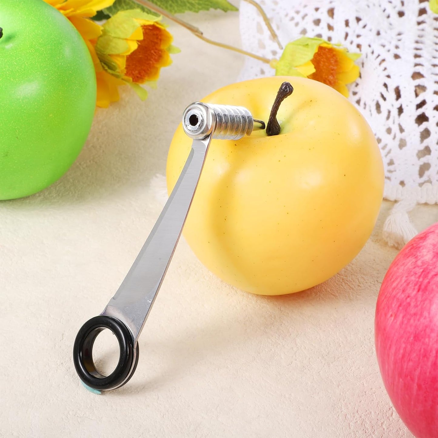 Stainless Steel Spiral Cutter, 1 Pc Flower Curler for Potatoes, Zucchini, Cucumbers, Carrots, Easy to Clean & Use, Black