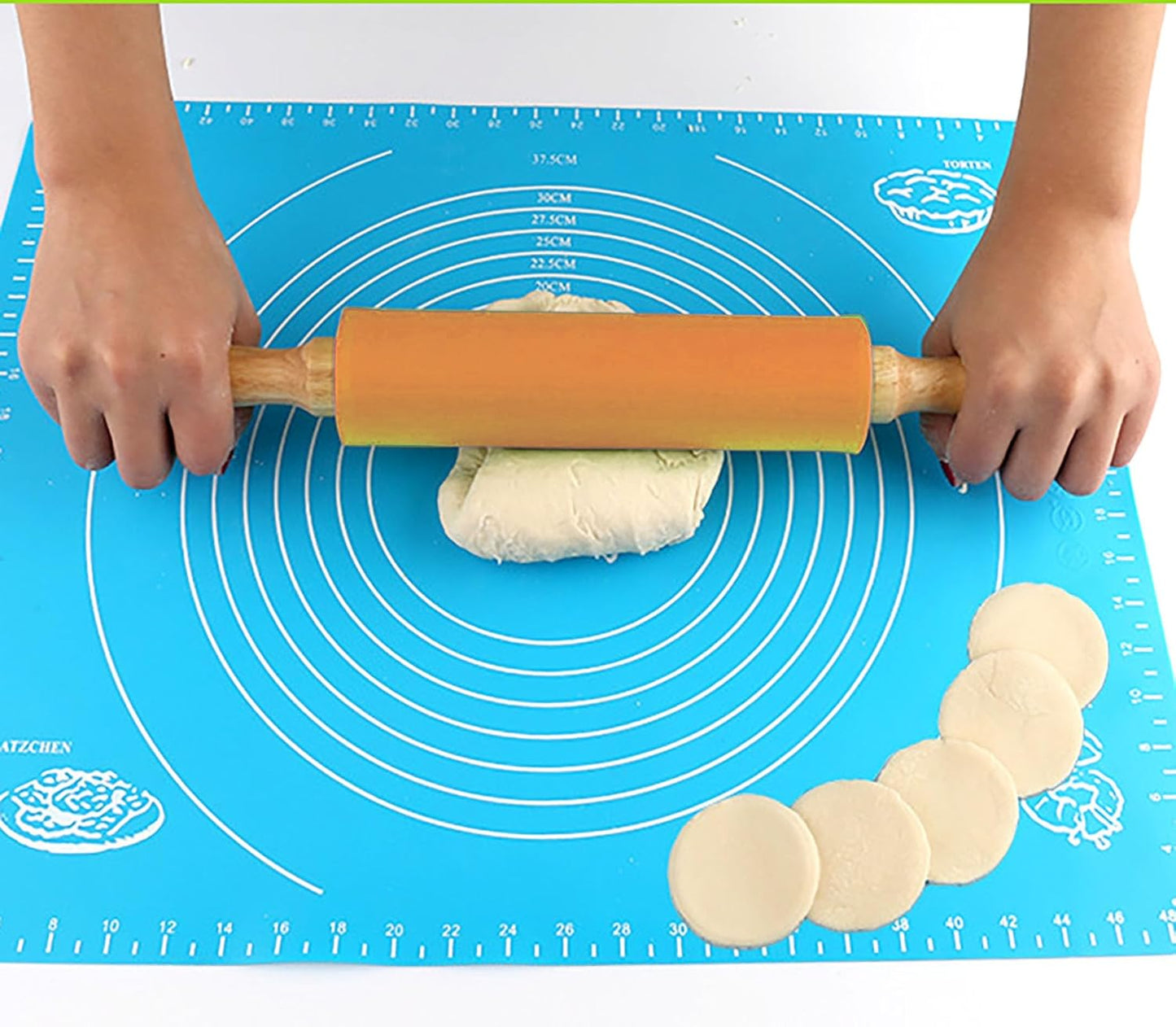 Silicone Rolling Pin, Green 9 Inch Pin with Wooden Rotatable Handle for Dough of Baking Bread, Cookie, Pizza (green, 9 inch)