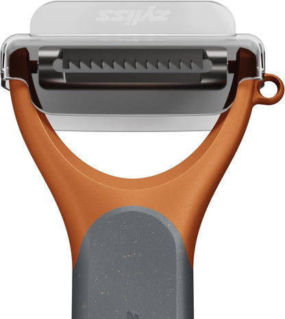 Zyliss Swivel Peeler – Ultra-Sharp Stainless Steel Blade for Potatoes, Carrots & Soft Fruits – Ergonomic Wheatstraw Grip – Built-in Eye Cutter & Safety Cover – Dishwasher Safe – Vegetable Peeler