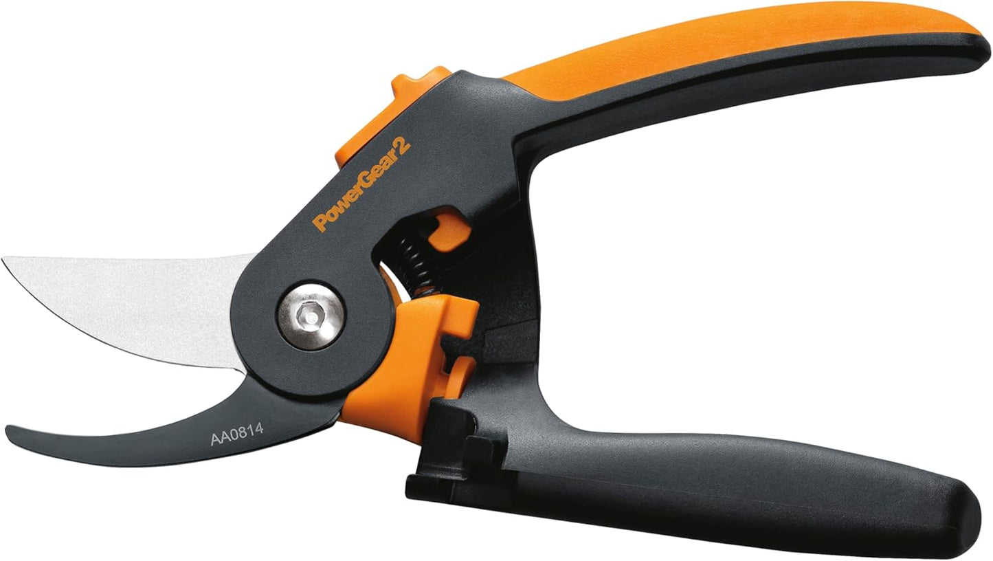 Fiskars PowerGear2 Pruning Shears, Patented Gear Technology & Cam Mechanism Multiplies Leverage, Hardened Steel Bypass Blade, Contoured Rolling Handle Reduces Hand Fatigue, 3/4" Cut Capacity