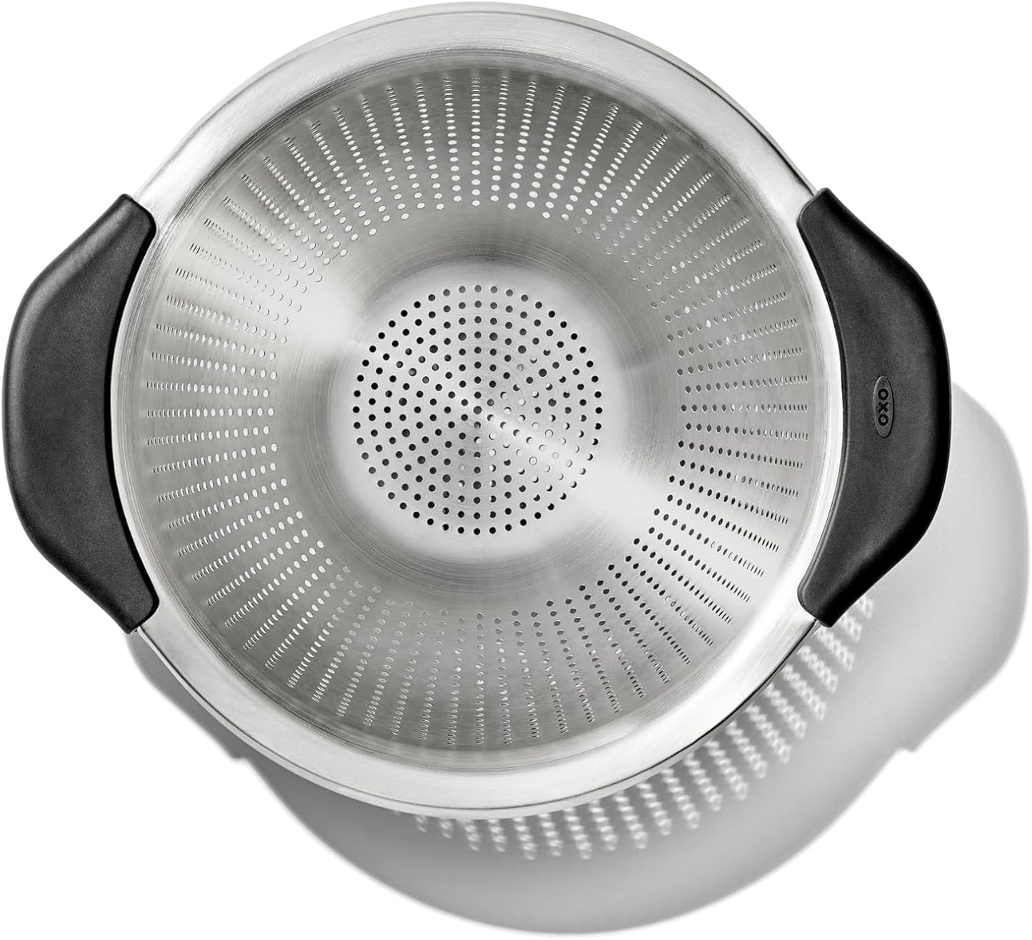 OXO Good Grips Stainless Steel Colander, 5 qt. Capacity, Strainer with Non-Slip Handles, Kitchen Colander for Pasta and Vegetables, Nesting Stainless Steel Strainer and Sieve