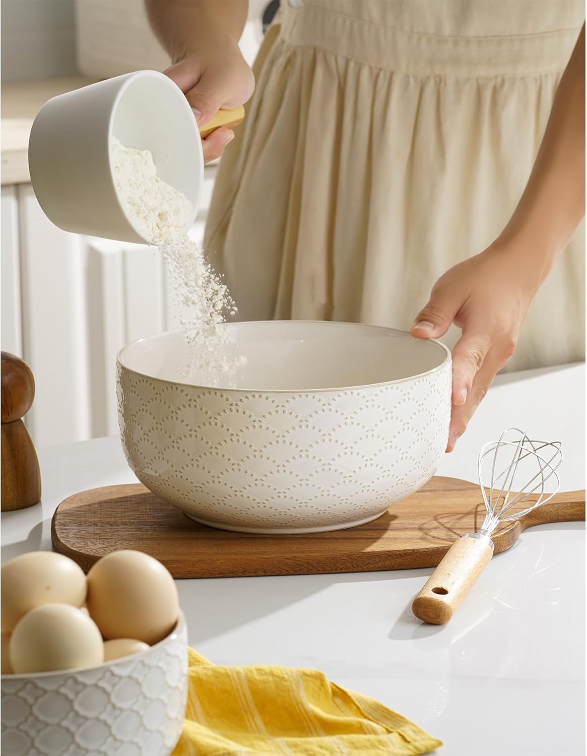 Ceramic Mixing Bowls, Embossed Nesting Bowls Set of 4, Mixing Bowl Set for Serving, Baking, Cooking and Gift, Microwave and Dishwasher Safe, 20/47/99/148 oz, Off-White