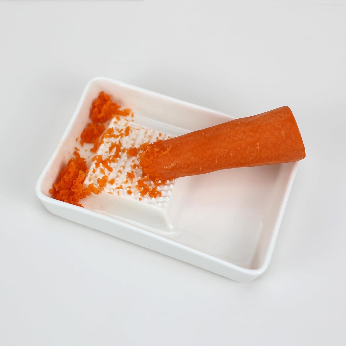 EIKS Ceramics Grater Plate for Ginger Garlic Wasabi Daikon Fruits Root Vegetable Cooking Preparation (Spade-shaped)
