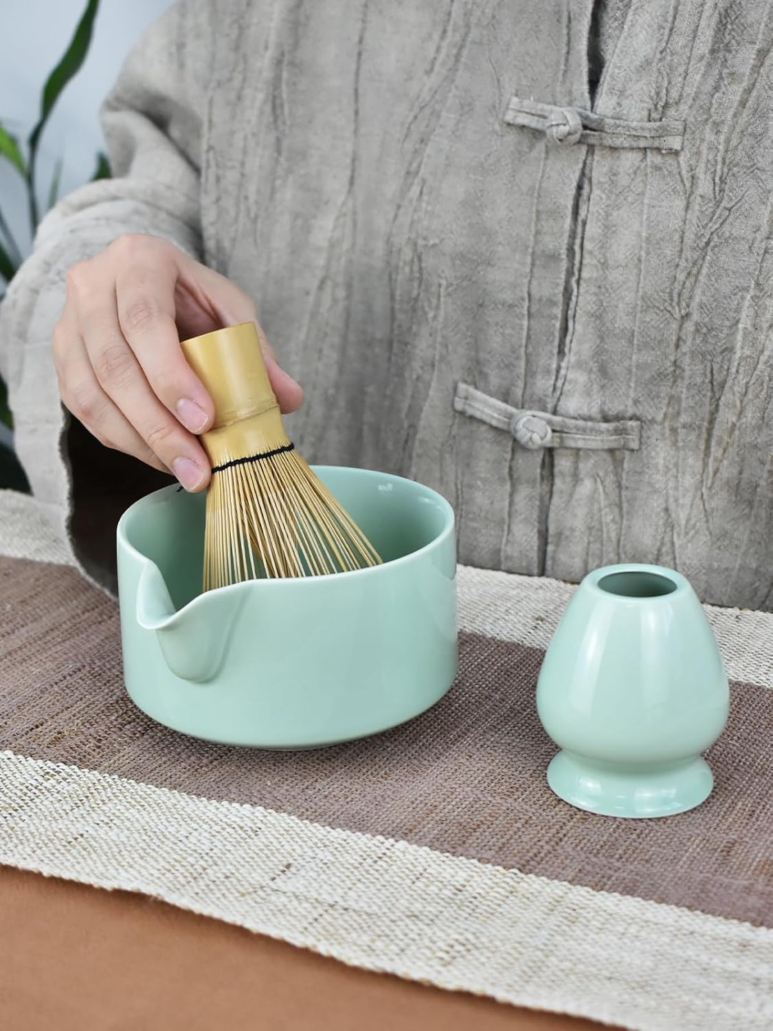 Artcome 4 Pcs Complete Matcha Ceremony Kit - Japanese Bowl With Pouring Spout, Whisk, Holder, Scoop - Tea Set for Making Usucha, Koicha and Latte (Green)
