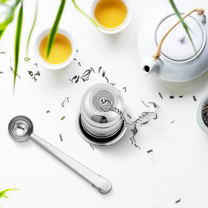 Umigy 4 Pcs Tea Infuser Strainers for Loose Tea with Scoop, Extra Fine Mesh Steeper 304 Stainless Steel Diffuser Leaf Holder with Extended Chain Hook for Brew, Spices, Seasoning, Silver