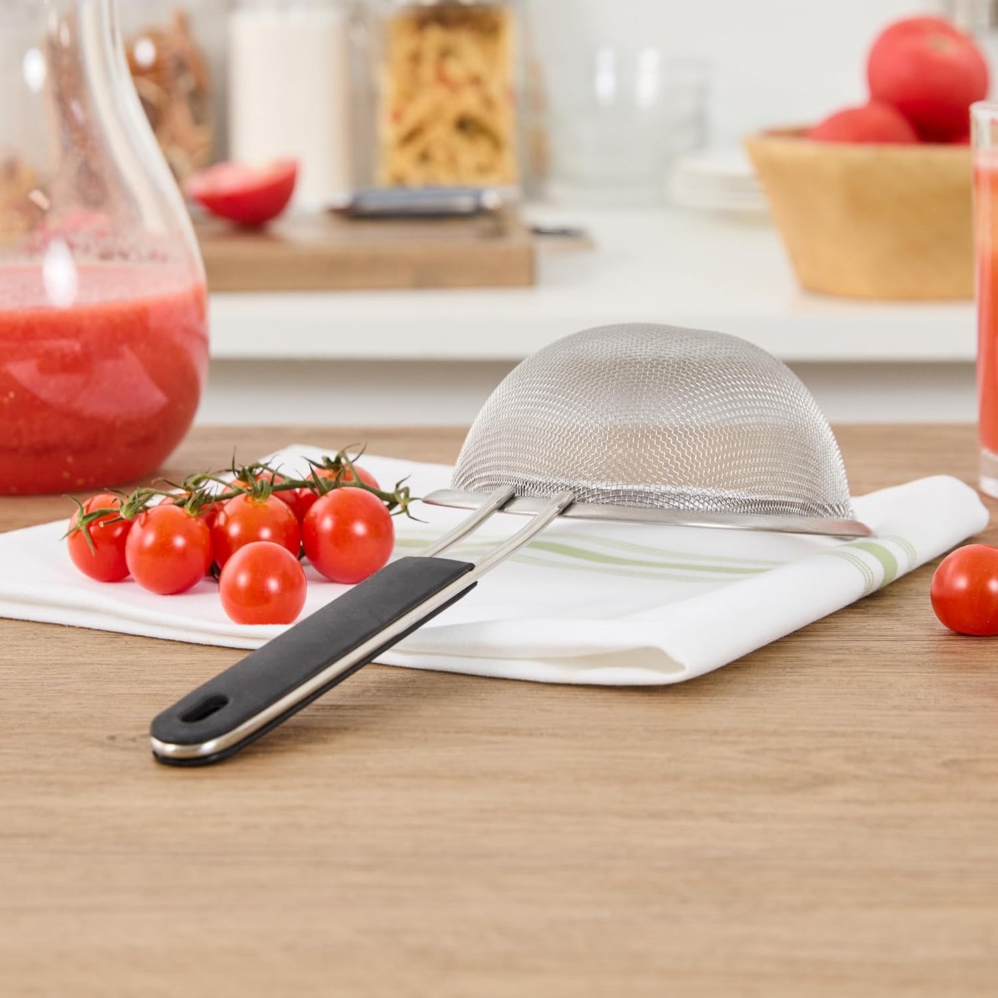 Restaurantware Fine Mesh Strainer Set of 3 Different Sizes with Silicone Handle Stainless Steel Extra Fine Mesh Strainer Heat-Resistant Handle Dishwasher-Safe for Rice, Quinoa, Pasta