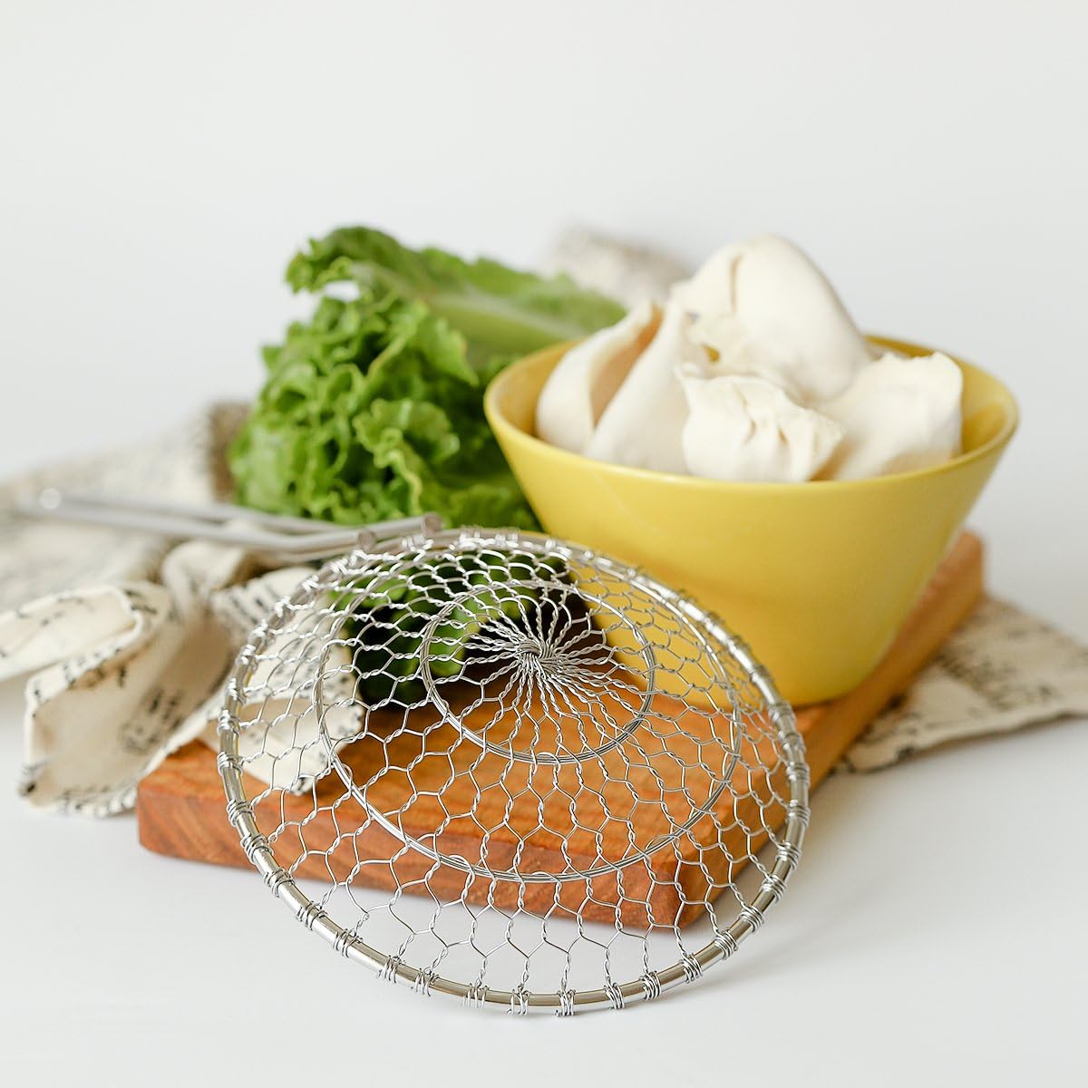 Stainless Steel Asian Spider Strainer Professional Kitchen Wire Skimmer with Spiral Mesh Basket Tools (Dia 7inch)