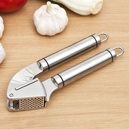 Kitchen Garlic Press, Rust Proof & Dishwasher Safe Garlic Mincer, Durable Garlic Crusher, Easy to Clean and Squeeze, Rose