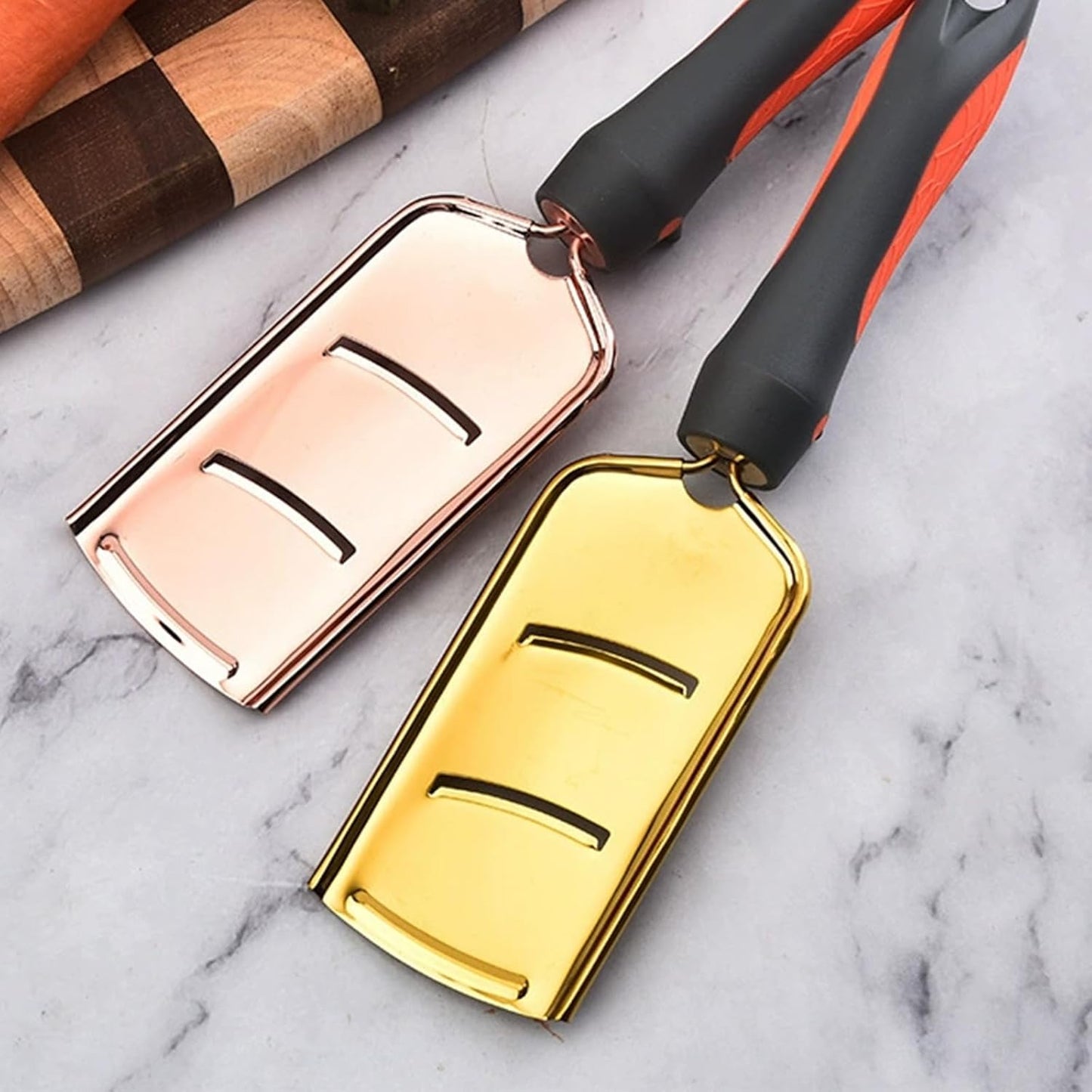 Professional Cheese Grater, Gold Stainless Steel Cheese Grater Handheld, Grater Hand Crank, Practical Kitchen Gadgets, Graters for Cheese, Chocolate, Spices (Medium Coarse)