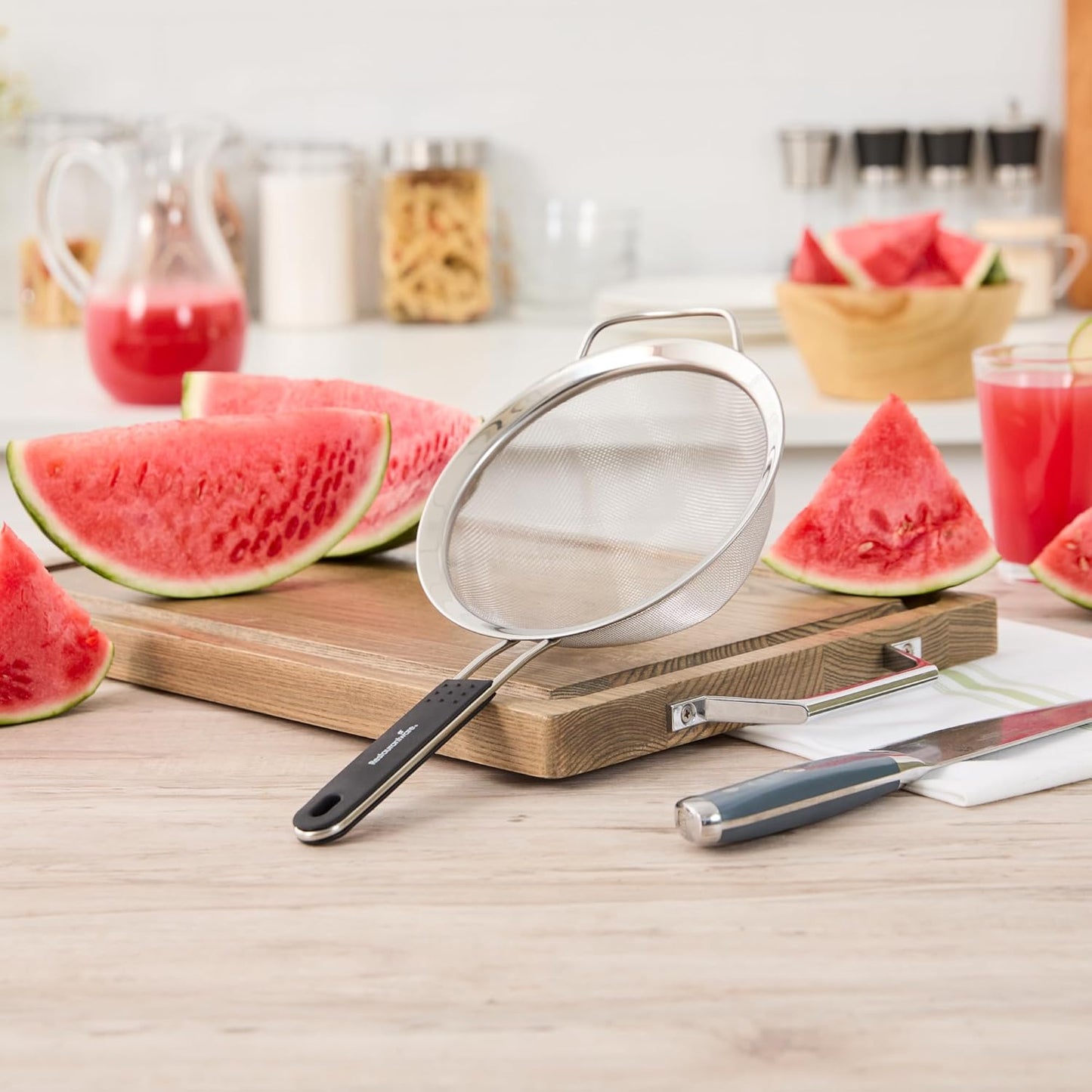 Restaurantware Fine Mesh Strainer Set of 3 Different Sizes with Silicone Handle Stainless Steel Extra Fine Mesh Strainer Heat-Resistant Handle Dishwasher-Safe for Rice, Quinoa, Pasta