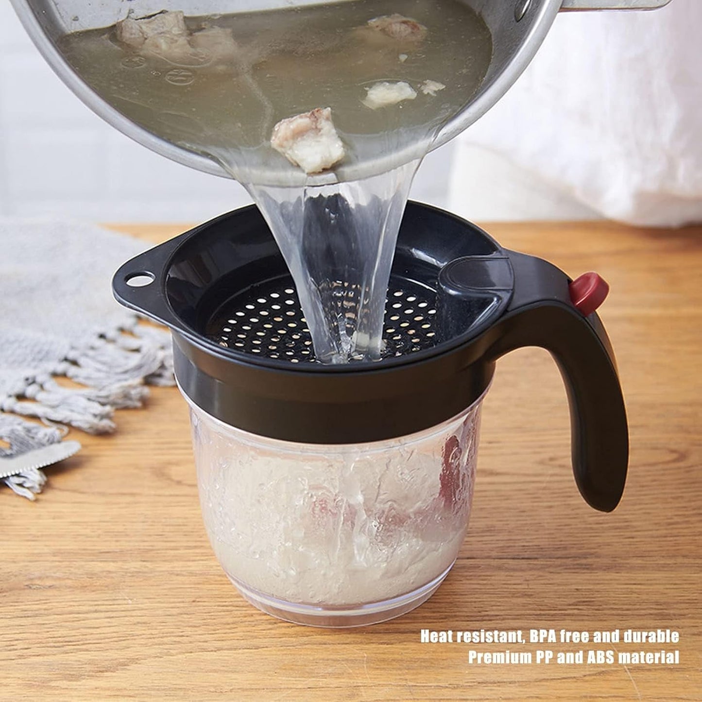 Fat Separator with Bottom Release, Kitchen Grease Strainer Measuring 4 Cup Gravy Separator with Oil Strainer Oil Grease Measuring Cup for Cooking, Healthier Gravy, Soup