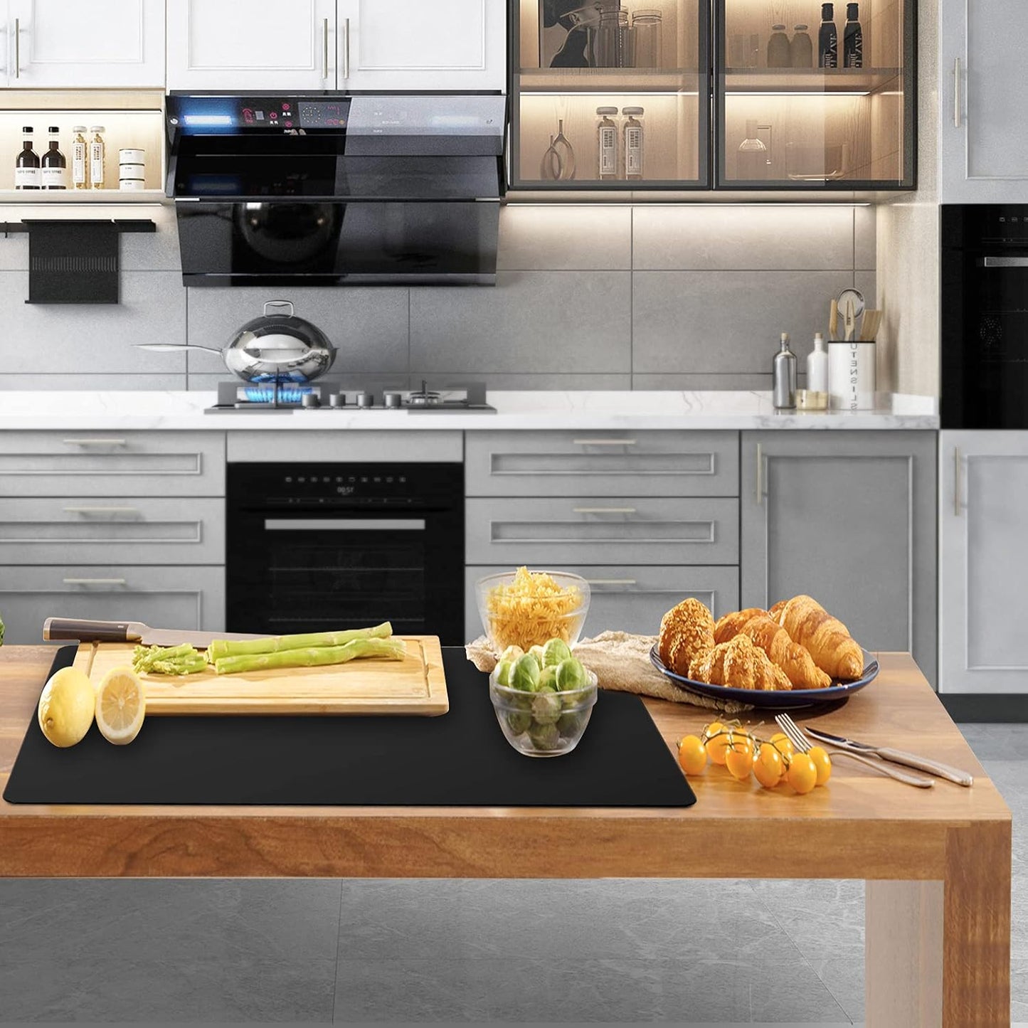 Ewen 35.6x23.5in 2mm Silicone Mats for Kitchen Counter, Thick Heat Resistant Silicone Mat, Extra Large Non-Stick Pastry Mat Glass Top Stove Cover Countertop Protector for Baking Coffee Bar Translucent