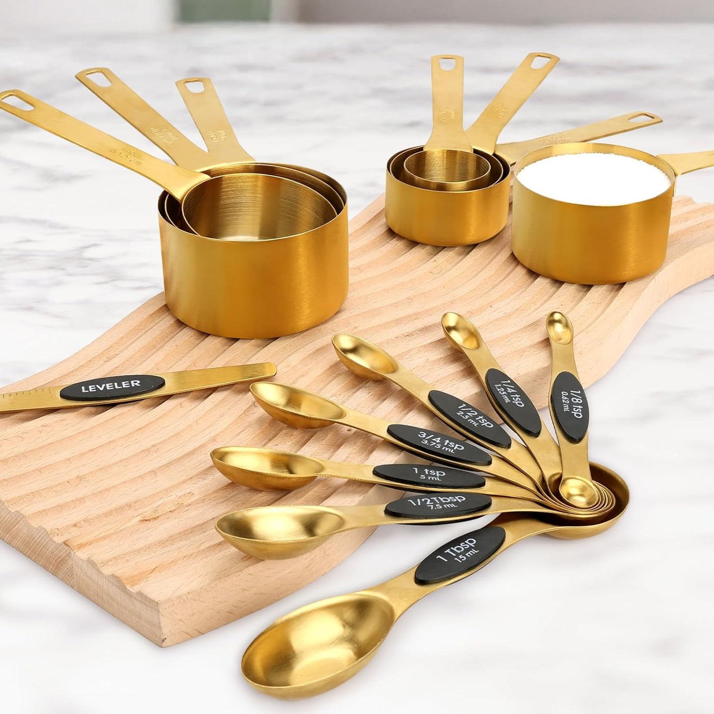 Magnetic Measuring Spoons and Cups Set of 15, Including 7 Magnetic Gold Measuring Spoons with 1 Leveler, 7 Stainless Steel Heavy Duty Gold Measuring Cups, Ideal for Cooking & Baking
