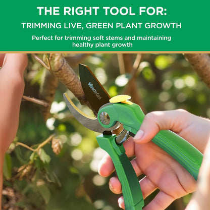 Miracle-Gro 8 in. All-Purpose Steel Garden Utility Shears with Serrated Blades – Comfort Grip Yard and Garden Scissors for Pruning Plants, Flowers, and Herbs