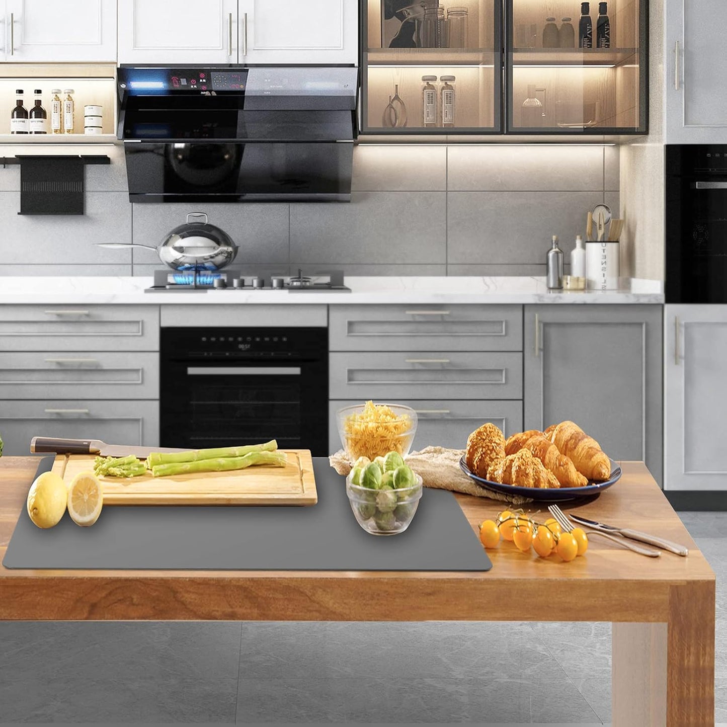 Ewen 35.6x23.5in 2mm Silicone Mats for Kitchen Counter, Thick Heat Resistant Silicone Mat, Extra Large Non-Stick Pastry Mat Glass Top Stove Cover Countertop Protector for Baking Coffee Bar Translucent