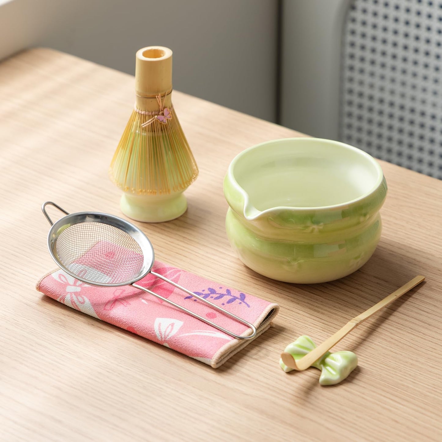 DWEHIXBUY Matcha Kit 7-Pcs matcha whisk set, Measuring Spoon, Japanese Tea Making Tools,Cha, tea bowl, pink matcha set (rosy)