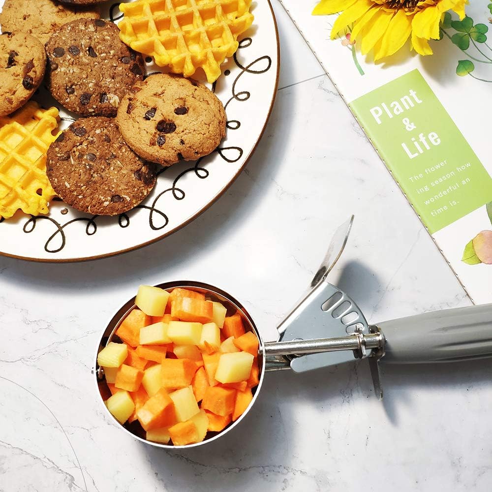 Saebye Portion Scoop - #8 (4 oz) - Disher, Large Ice Cream Scoop with Trigger, Cookie Scoop, Food Scoop, Muffin Scoop - Portion Control - 18/8 Stainless Steel, Grey Handle