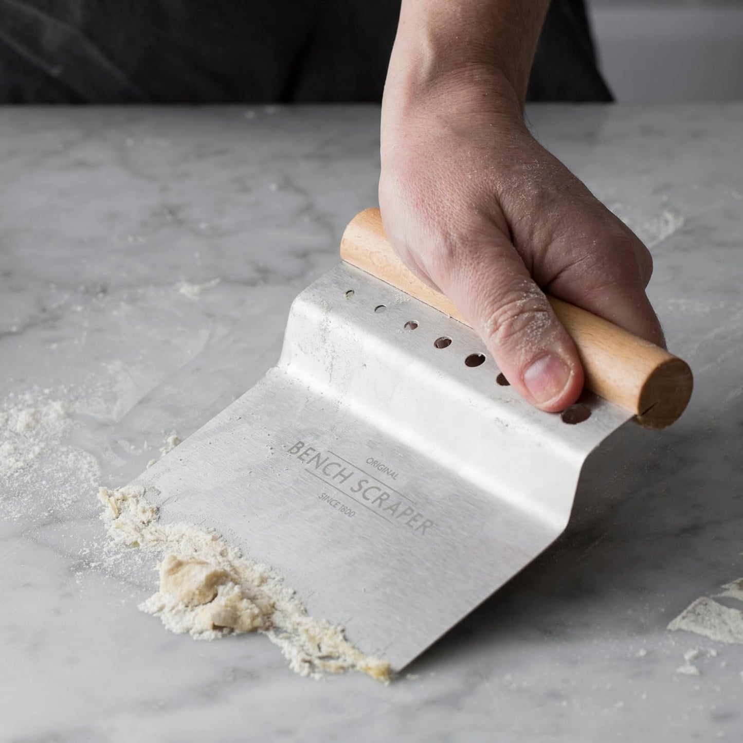 Mason Cash | Innovative Kitchen Bench Scraper & Herb Stripper