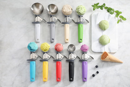 New Star Foodservice Commercial-Grade Thumb Press Food Disher/Ice Cream Scoop, #16, Blue Handle, 18-8 Stainless Steel, NSF Certified