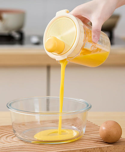 Salad Dressing Shaker Bottle, Salad Dressing Mixer Cup, Egg Liquid Mixing Cup, Manual Mixing Tool for kitchen,vinaigrette dressing bottle (Yellow)