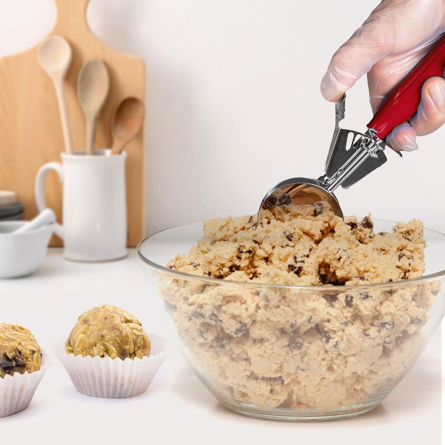 Meadow Lane Trigger Scoop - #24 Size (2-in Diameter) 2.7 Tbsp Capacity, Stainless Steel, Portion Control, Ice-cream & Cookie Dough Scoop, Black