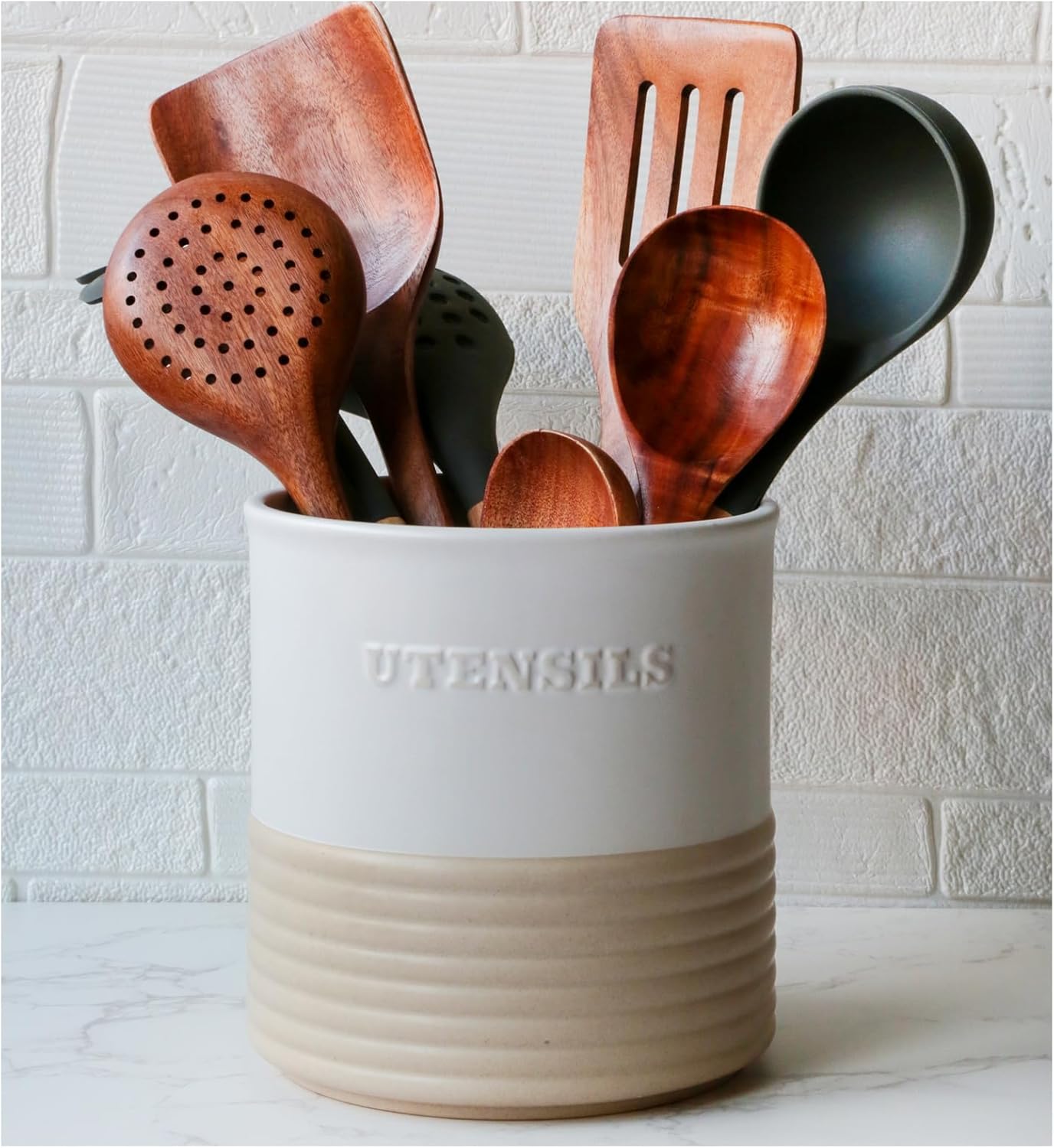 WILDMOS Ceramic Utensil Holder,Farmhouse Kitchen Utensil Holder for Countertop,Large Kitchen Utensil Organizer,Cooking Utensil Crock.