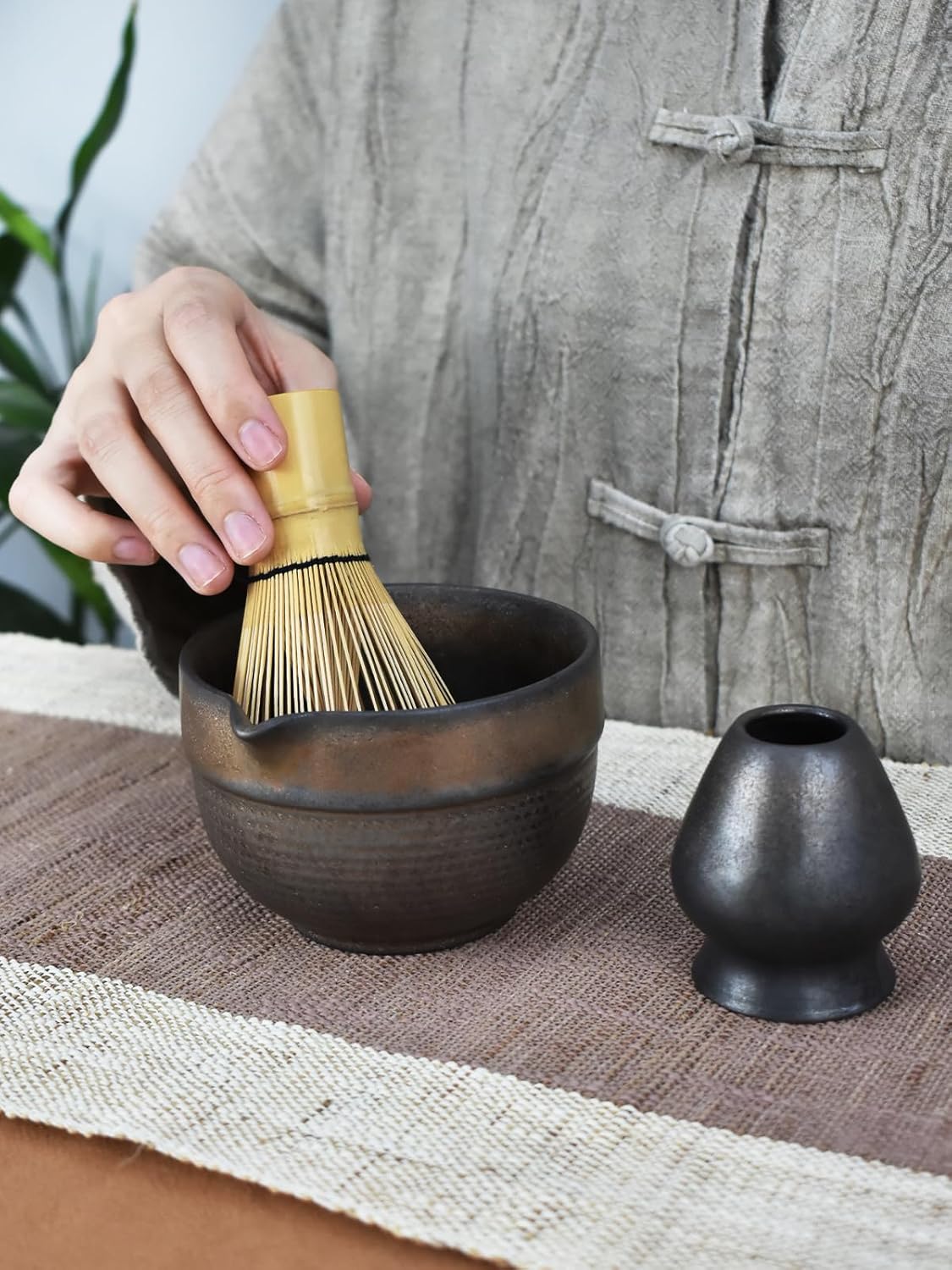 Artcome 4 Pcs Complete Matcha Ceremony Kit - Japanese Bowl With Pouring Spout, Whisk, Holder, Scoop - Tea Set for Making Usucha, Koicha and Latte (Green)
