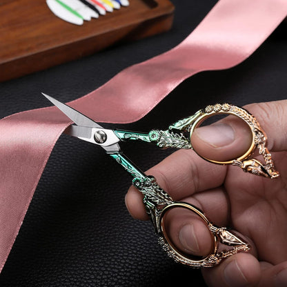 YOUGUOM Sewing Embroidery Scissors, Small Thread Scissor for Craft Artwork Needlework Yarn Knitting Detail Snips, Black Cute Bird Shears