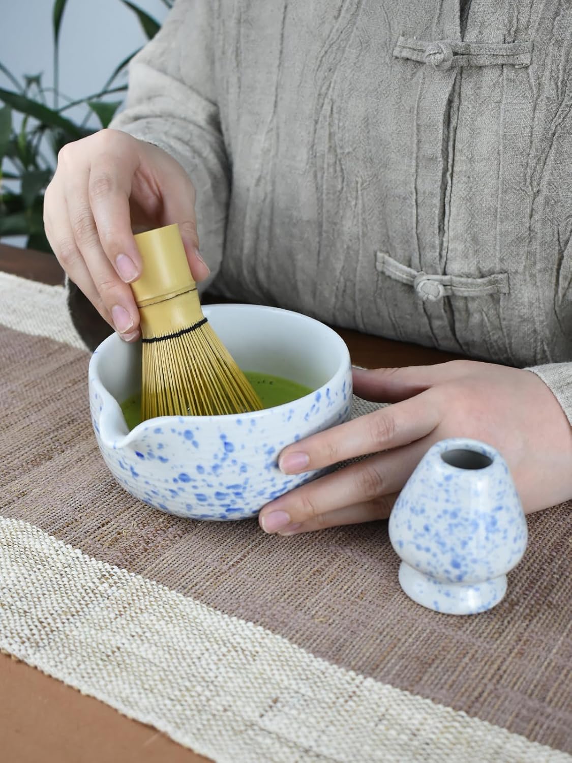 Artcome 4 Pcs Complete Matcha Ceremony Kit - Japanese Bowl With Pouring Spout, Whisk, Holder, Scoop - Tea Set for Making Usucha, Koicha and Latte (Green)
