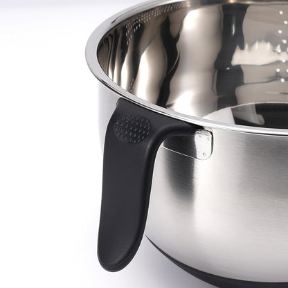 Rice Washer Strainer Bowl Quinoa Washing Bowl whit Handle Stainless Steel Colander Versatile Side Drainers for Cleaning Rinsing Fruits, Vegetables, and Beans - Tilting Non-slip Silicone Bottom