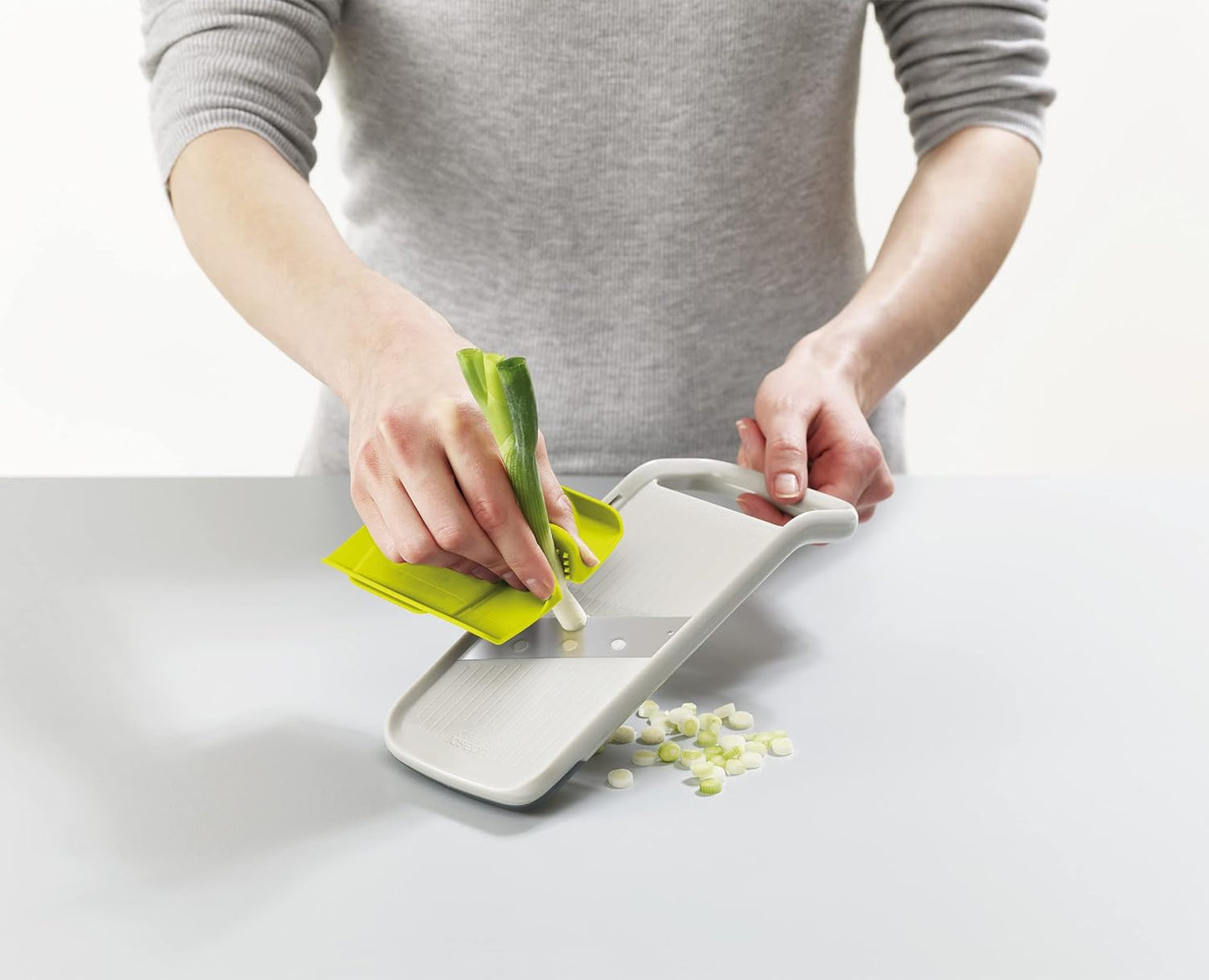 Joseph Joseph Duo Multi-Grip Mandoline, Fruit and Vegetable Slicer with Precision Food Grip, White