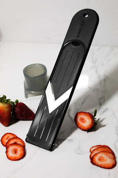 Microplane Mini Mandoline Slicer - Compact Slicer for Strawberries and Mushrooms