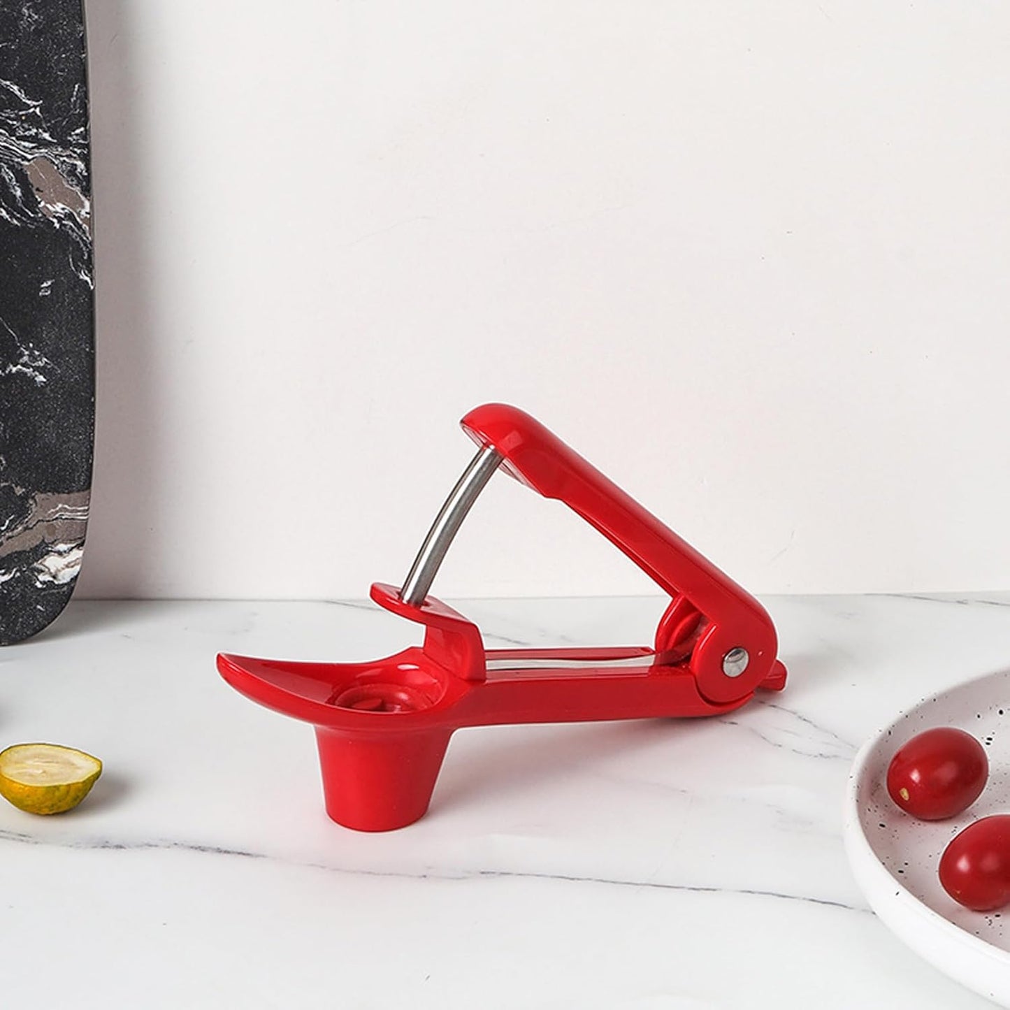 Cherry Pitter Tool, Core Remover, Olive Pitter Remover, Portable Stoner Corer Tool, Heavy-Duty Cherry Seed Remover with Lock Design, Fruit Core Remove Tool for Making Cherry Jam/Cake/Ice Cream (Red)