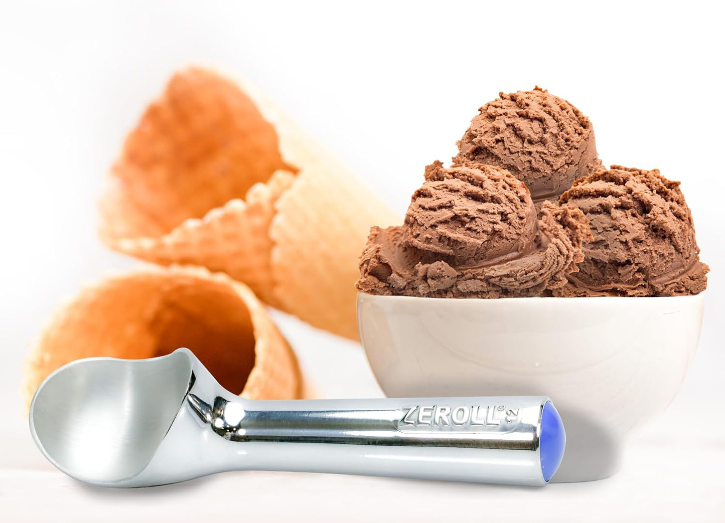 Zeroll 1012 Original Ice Cream Unique Liquid Filled Heat Conductive Handle Simple One Piece Aluminum Design Easy Release 24 Scoops per Gallon Made in USA, 3-Ounce, Silver