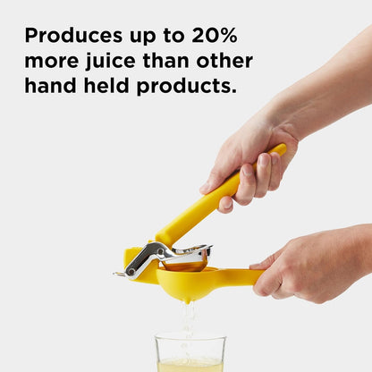 Chef'n FreshForce Lemon Squeezer Citrus Juicer, Manual Hand Press with Dual-Gear Power for Maximum Juice Extraction, Durable, Lime Green