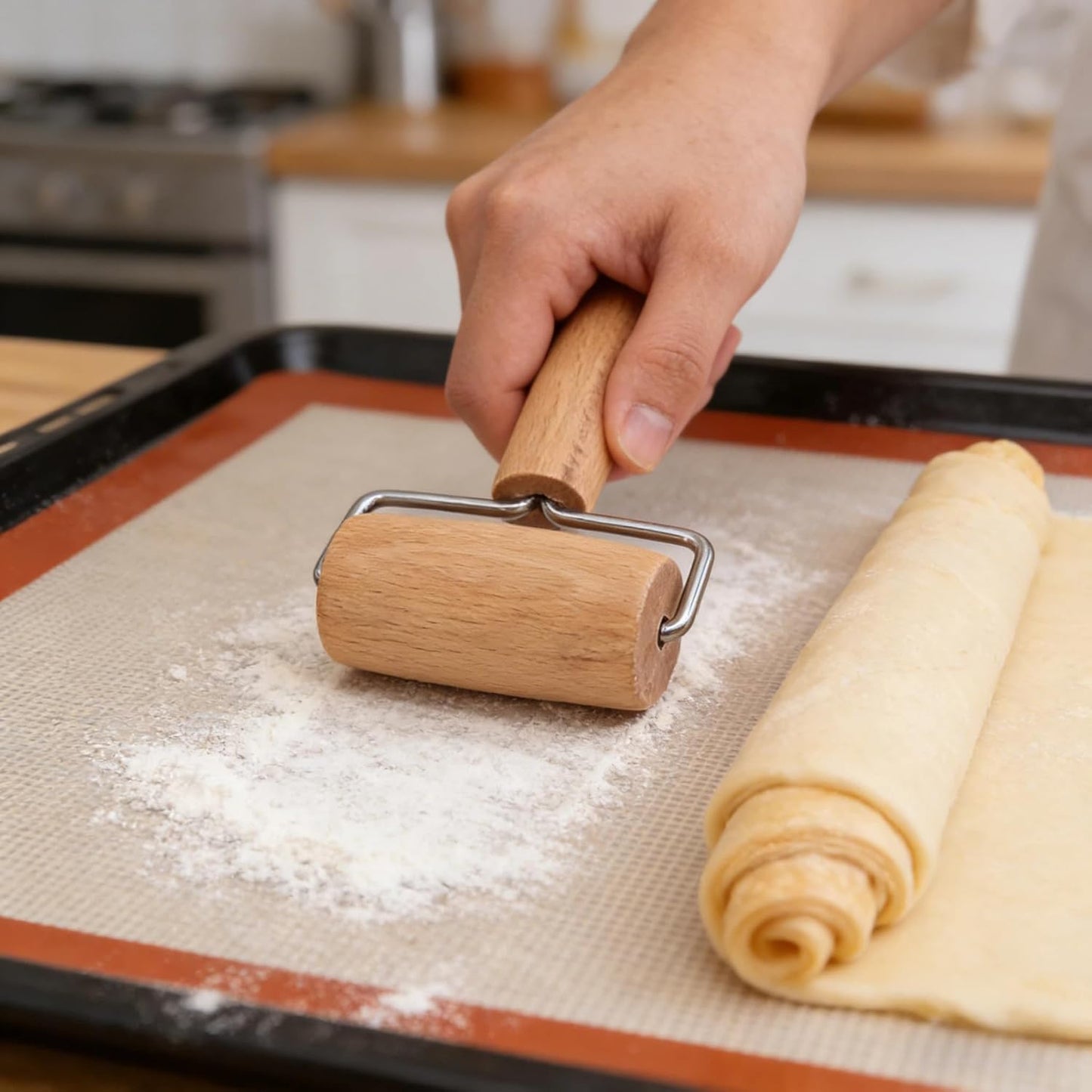 Small Rolling Pin, Wooden Dough Roller, Non-Stick Pizza Roller, T Type Rolling Pins for Kitchen Baking, Pizza Dough Press (3.8 * 7.5 inch)