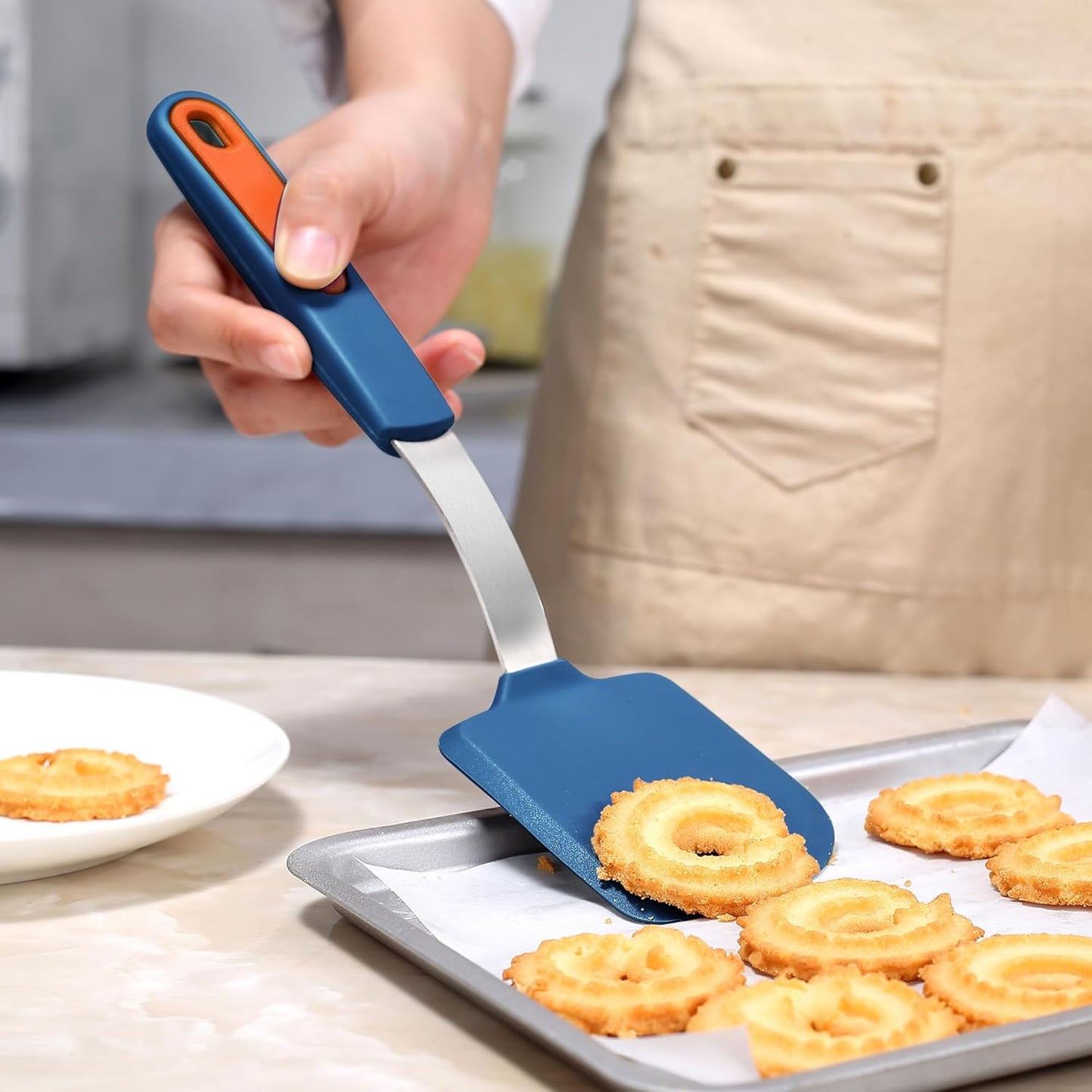 To encounter 5 Pieces Silicone Spatula Set, Non-Stick Silicone Turner Spatulas, Heat Resistance Cooking Utensils, Flip Turner for Fish, Egg, Pancake, Navy Blue