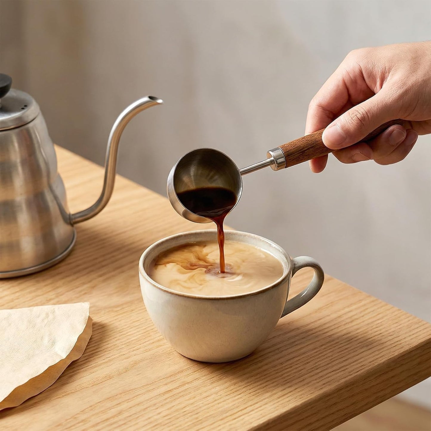 Silver Coffee Measuring Spoon, 30ml Capacity Tablespoon, Stainless Steel Teaspoon Scoop, Walnut Handle, Measuring & Serving Perfect for for Coffee Tea, and More