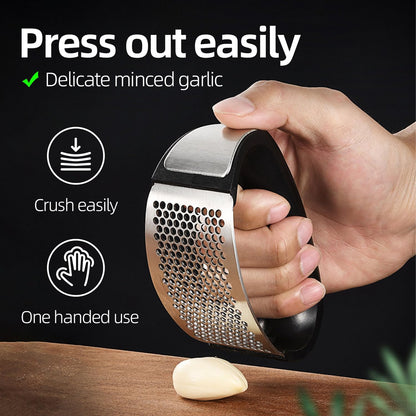 Stainless Steel Garlic Press and Garlic Peeler Set, Rust Proof Kitchen Garlic Mincer Crusher Squeezer with Ergonomic handle, Ginger Crusher with Good Grip, Easy to Clean, Dishwasher Safe (Black)