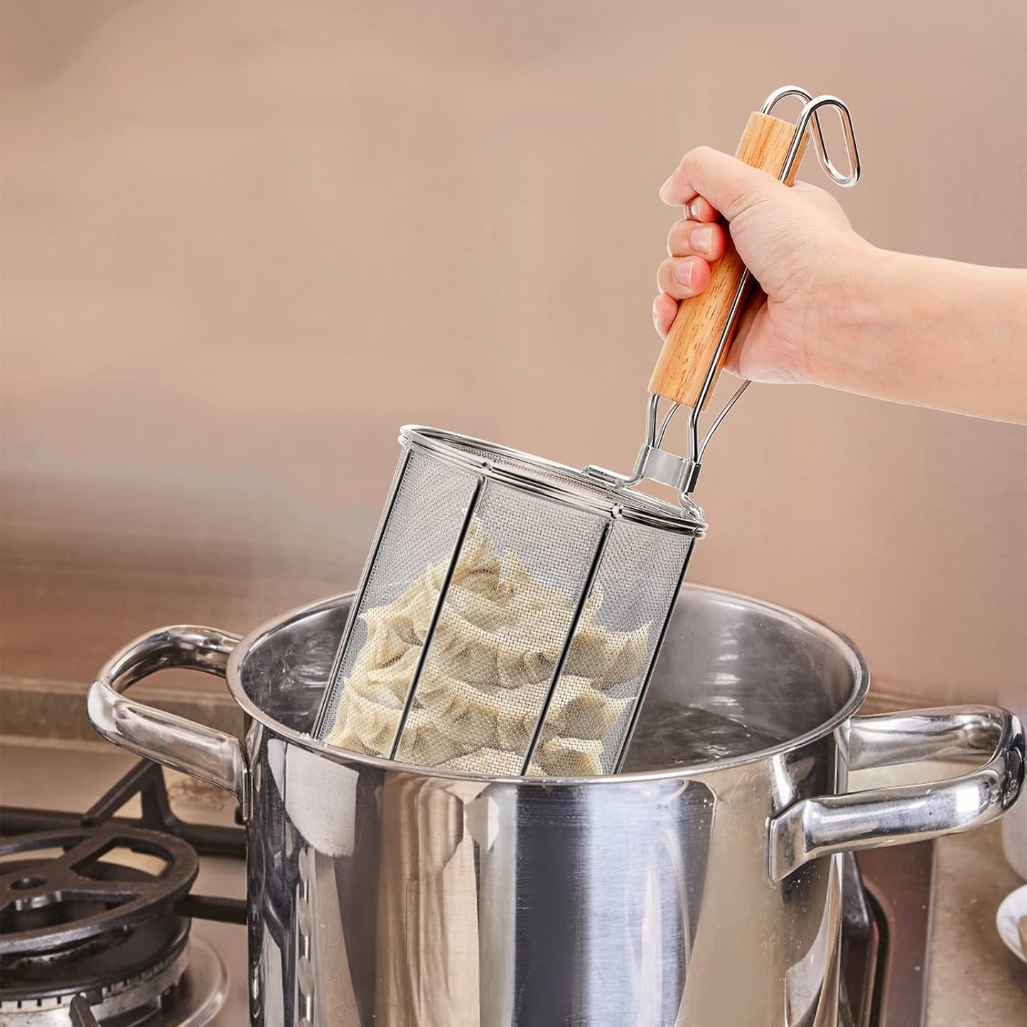 TOPZEA Spaghetti Pasta Strainer Spoon, Stainless Steel Noodle Strainer with Wood Handle, Kitchen Mesh Spider Strainer Food Strainer, Deep Fry Basket for Rinsing, Straining, Draining
